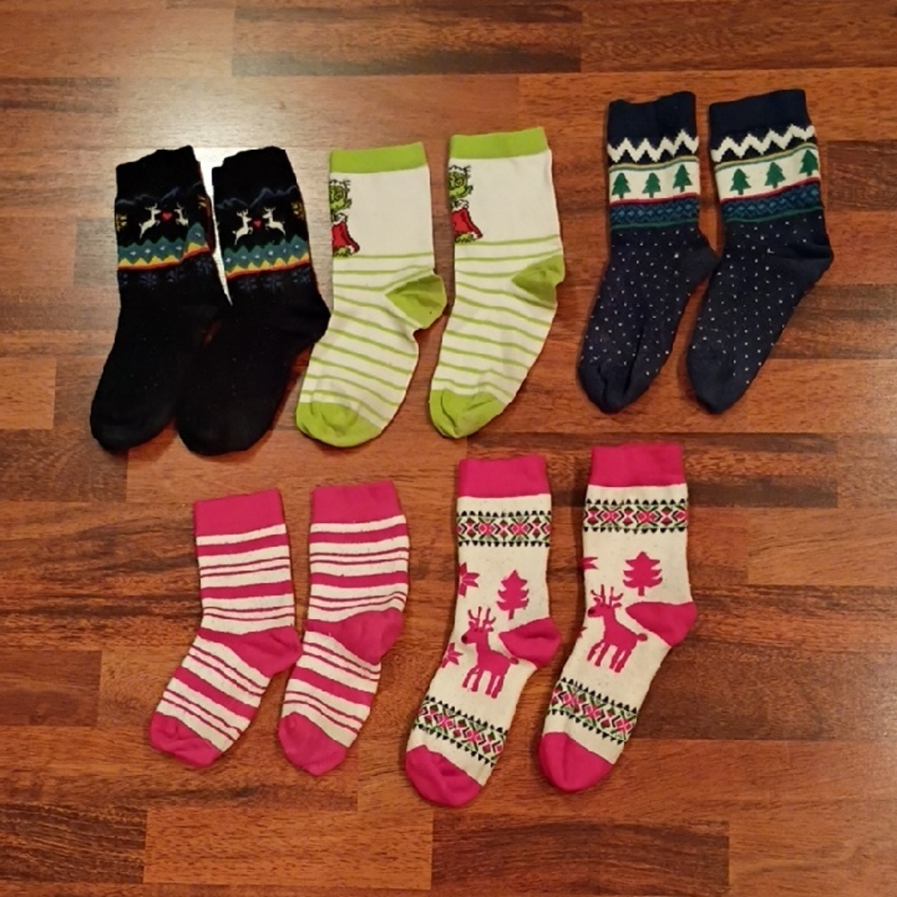 5 pairs Hanna Andersson boys socks, sizes 3-5